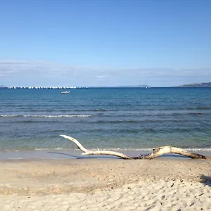https://les-sables-dor-hyeres.fr-provencehotel.com